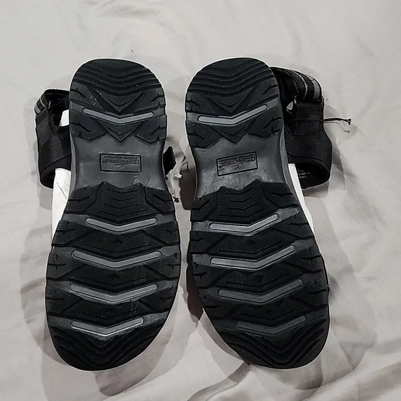 NWT men sandals size 13 black - Picture 3 of 9